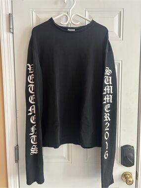 Vetements Black Crewneck Tee with White Label